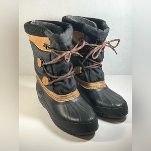 Sorel Womens Boots Size 9 Rubber Sole Insulated